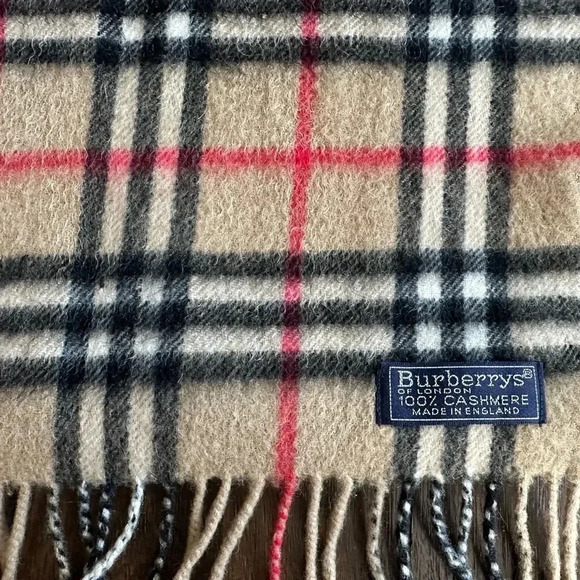 Vintage Burberry nova check scarf - Picture 9 of 13